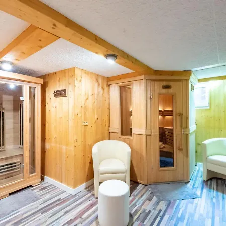In With A Shared Sauna